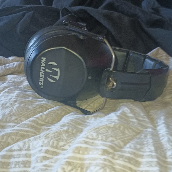 Walkers niose canceling ear muffs - Picture 3 of 5